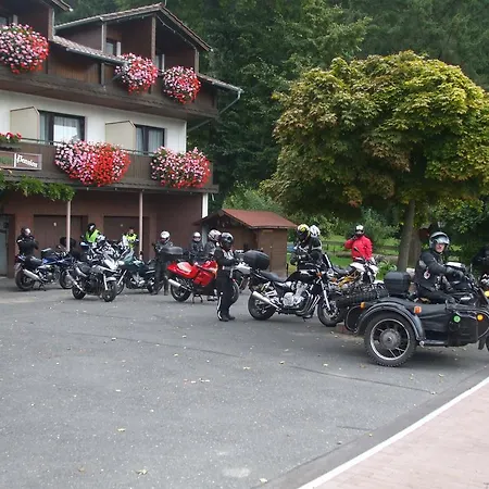 Landgasthof Waldfrieden Konukevi