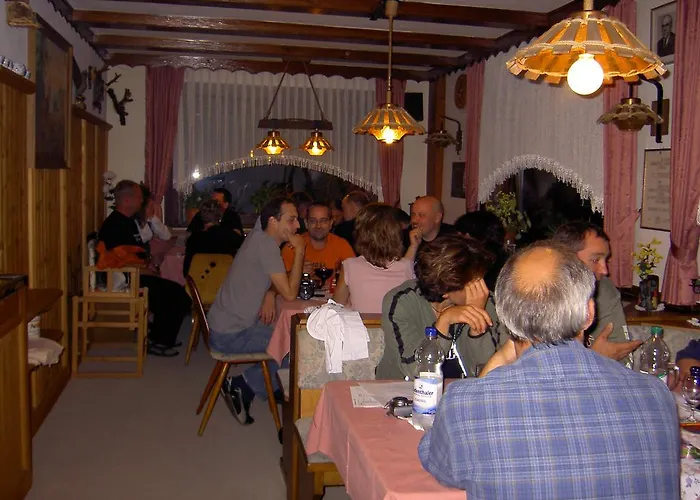 Konukevi Landgasthof Waldfrieden Wildensee